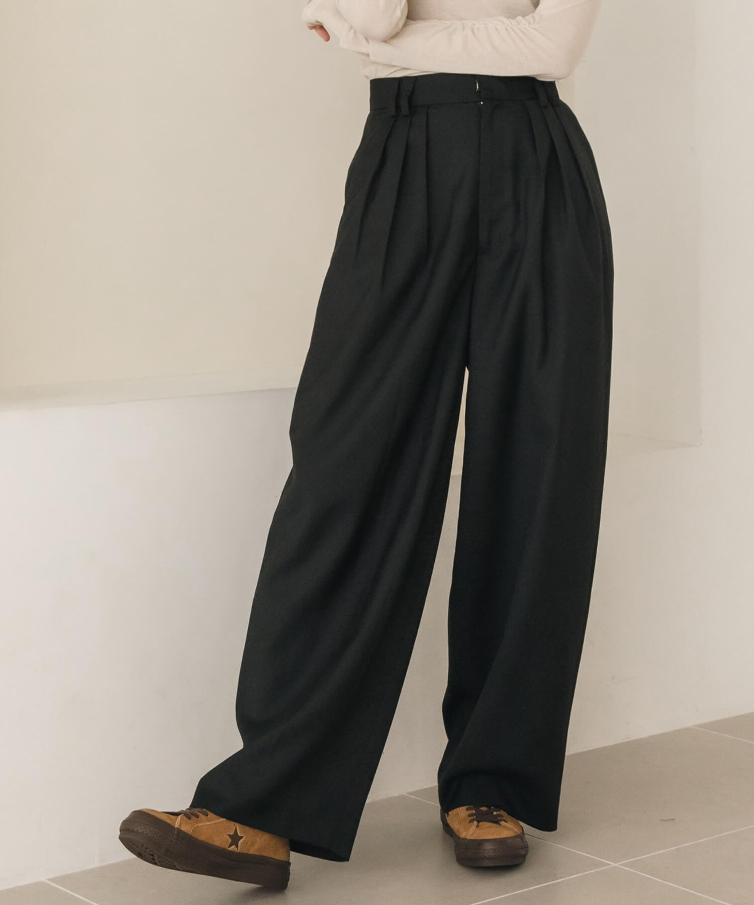 Original】3 Tuck Twill Wide Slacks Pants | HEILIS