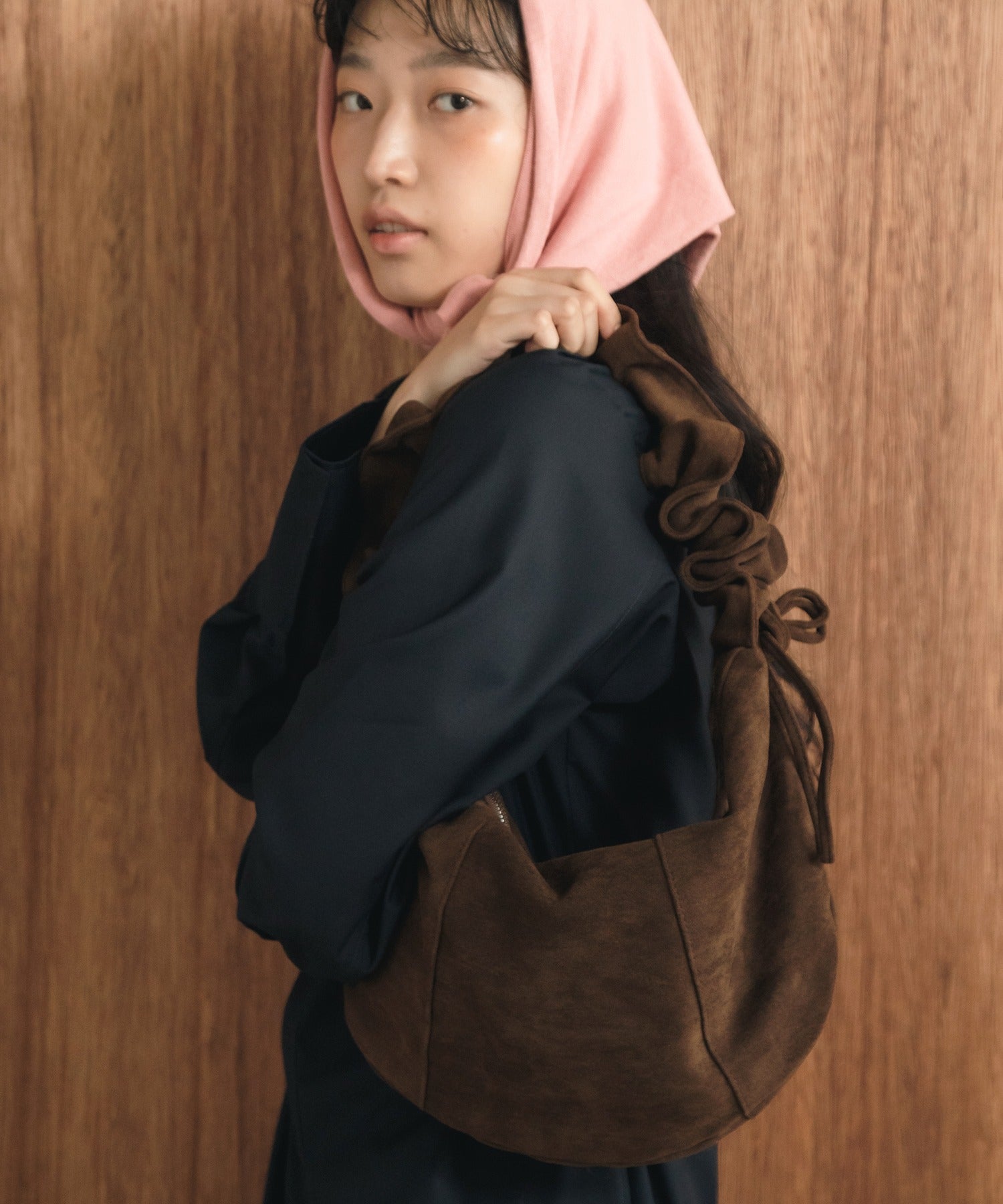 2Way Gather Ruffle Shoulder Bag | HEILIS