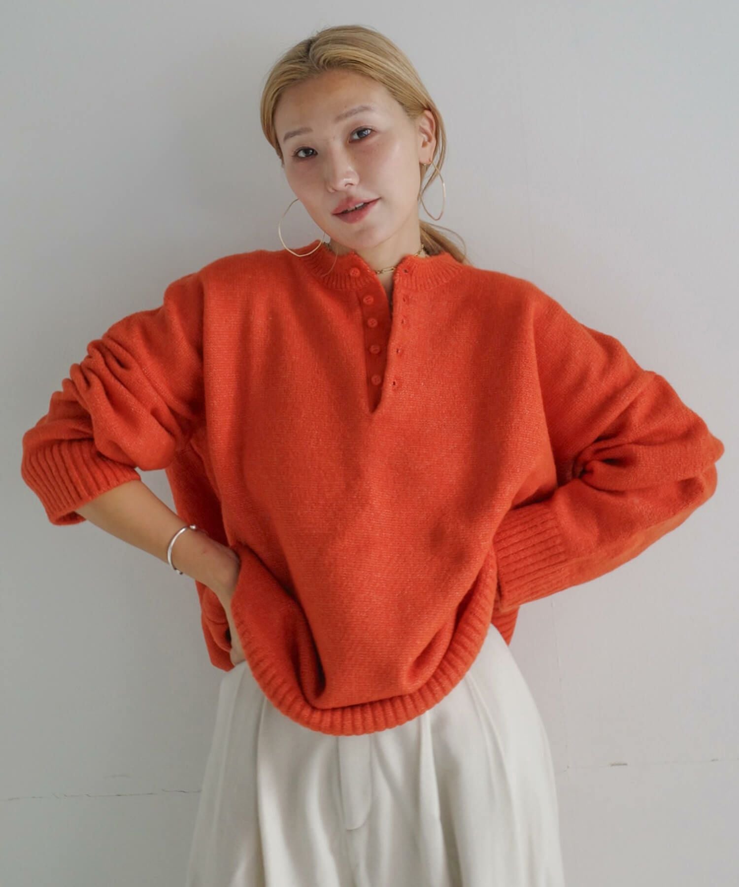 Hideka Select】Henley Neck Oversized Knit | HEILIS