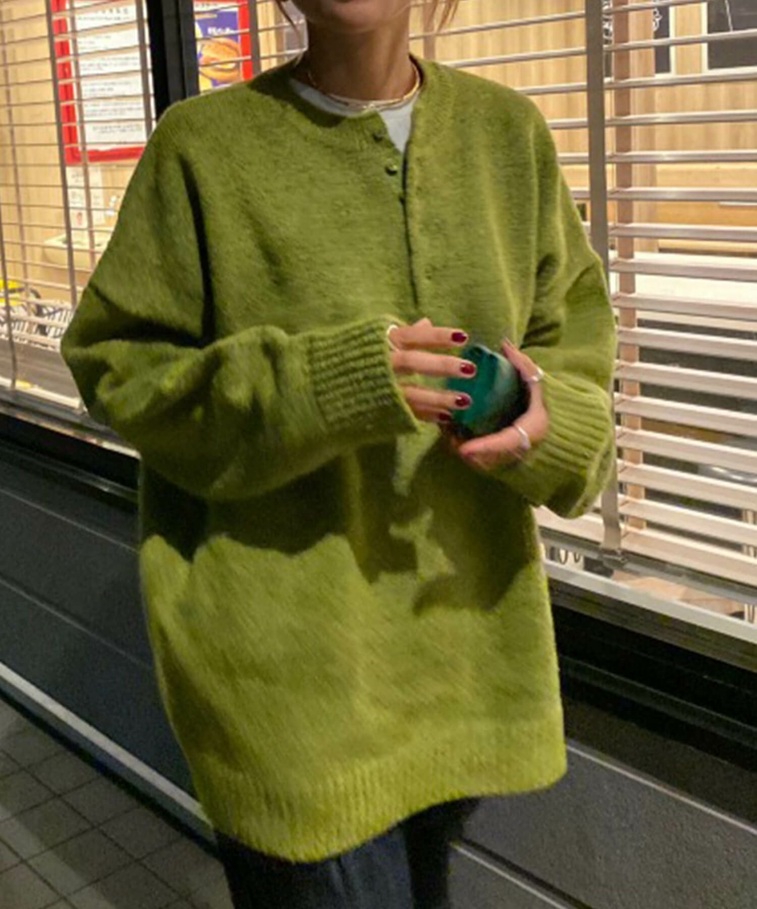 Hideka Select】Henley Neck Oversized Knit | HEILIS