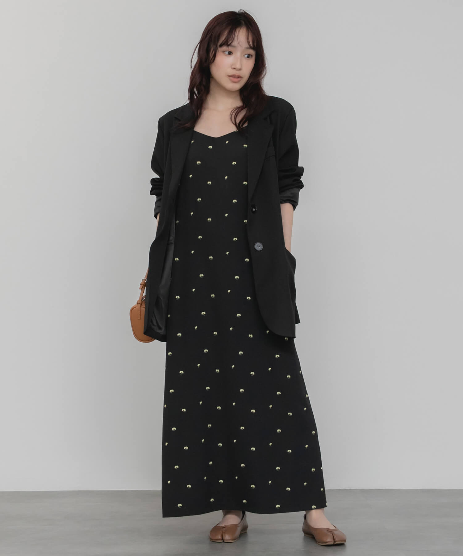 Nanami Original】Flower Embroidery Dress | HEILIS