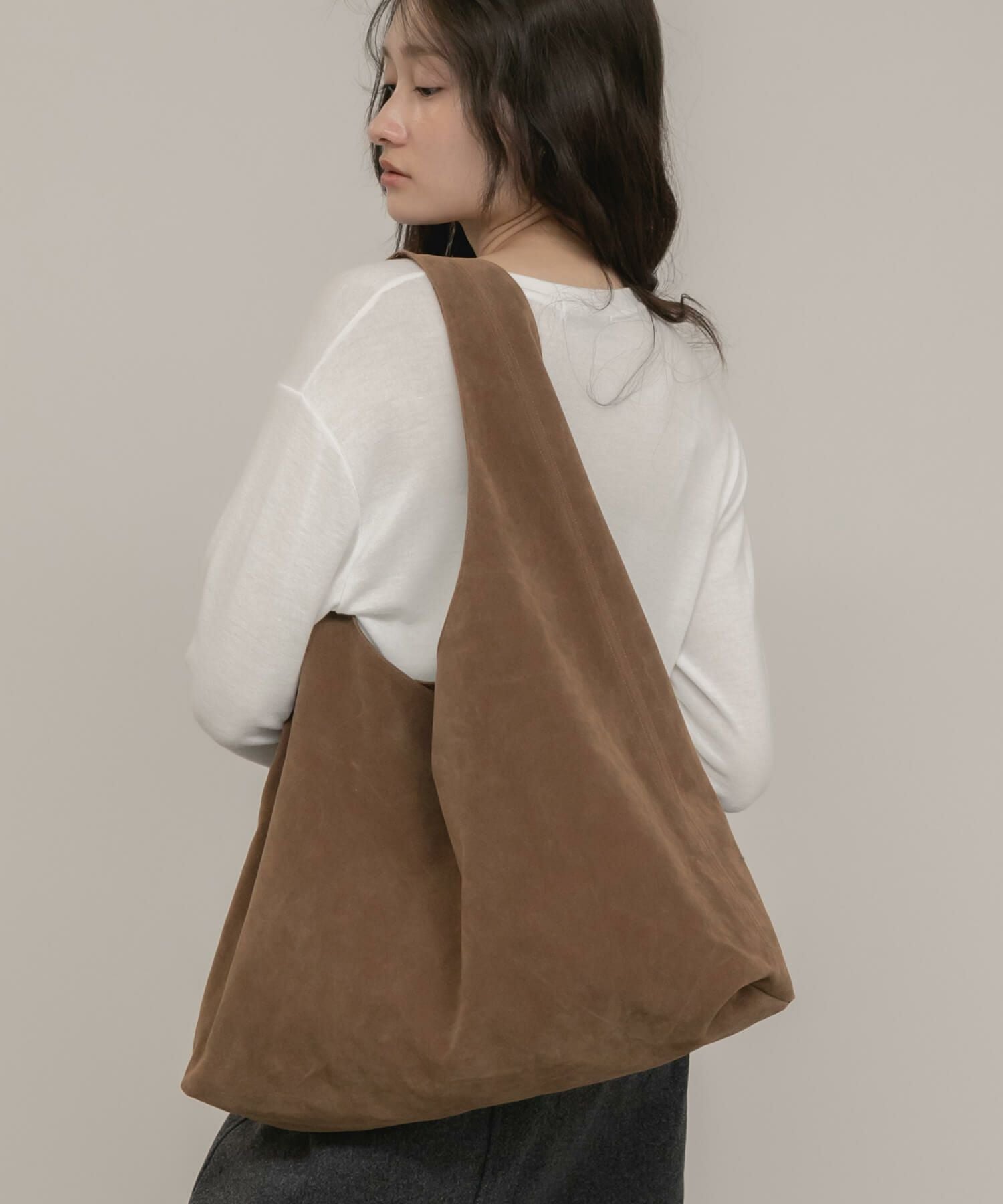 One-Handle Suede Tote Bag | HEILIS