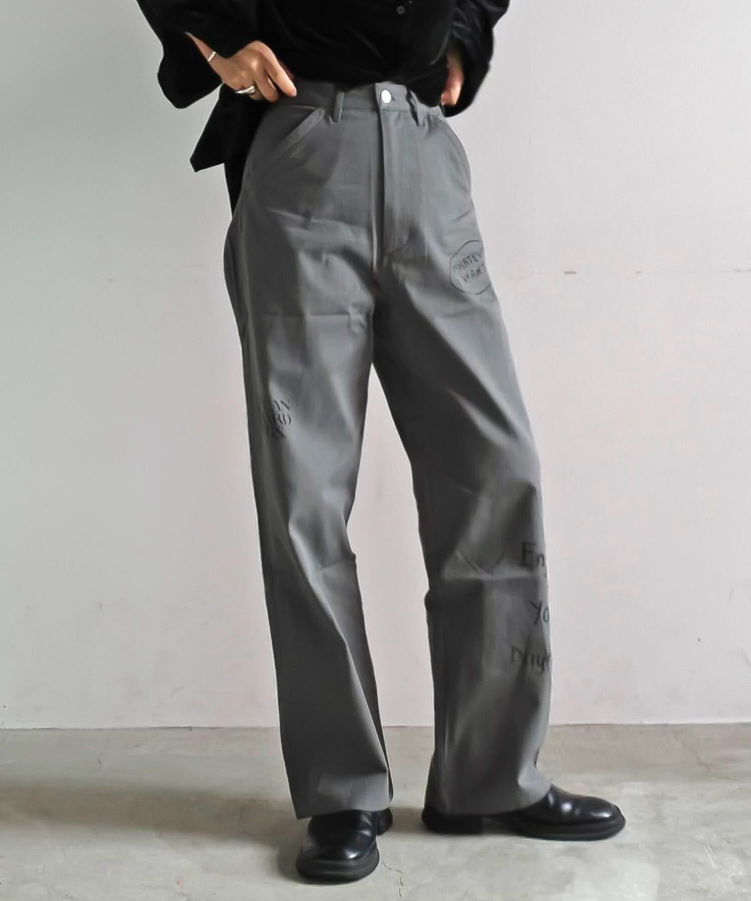 hideka original】Printed painter pants | HEILIS