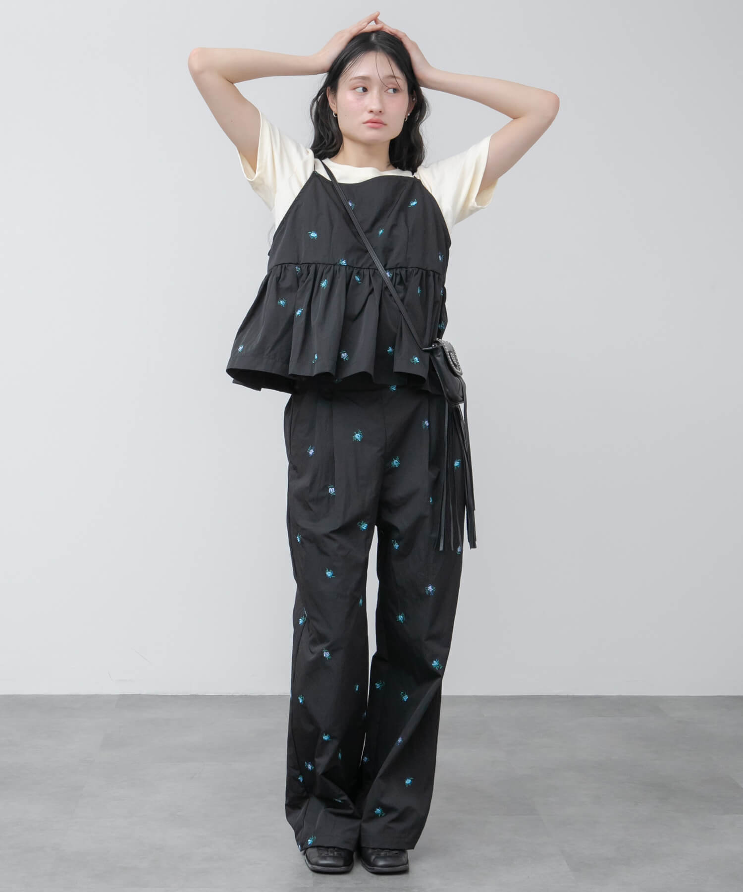 Flower Embroidered Set Up | HEILIS